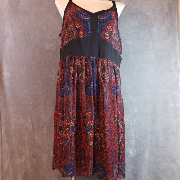 City Chic Dresses & Skirts - City Chic Paisley Rose Dress NWT